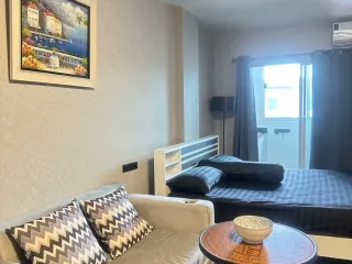 À vendre studio condo à Huai Khwang, Bangkok
