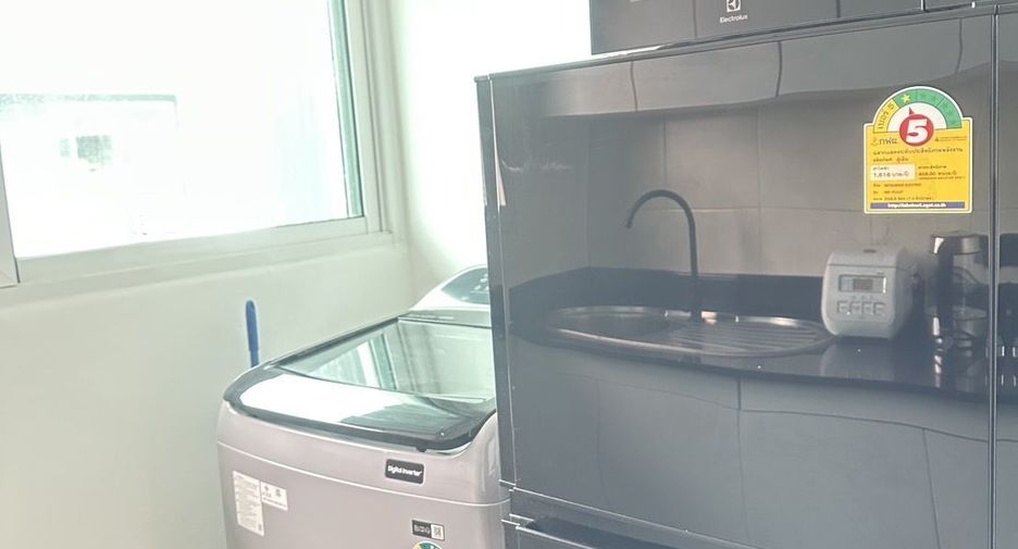 For sale studio condo in Huai Khwang, Bangkok