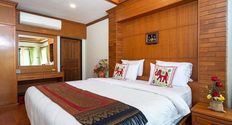 For rent 6 bedrooms villa in Thalang, Phuket