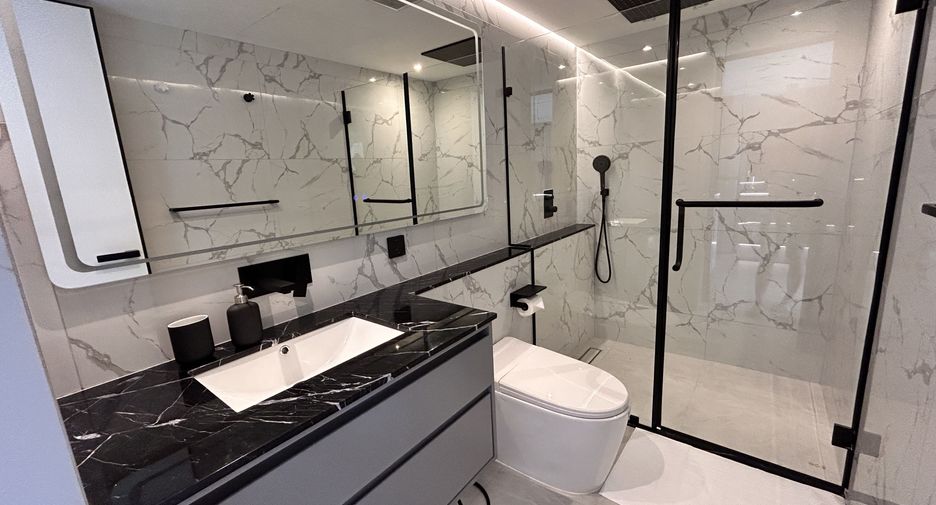For sale and for rent 1 bed condo in Mueang Phuket, Phuket