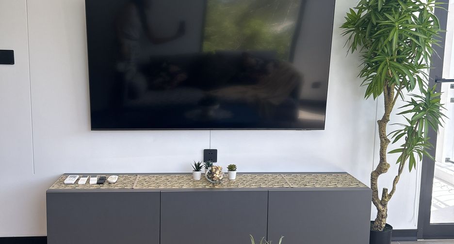 For sale and for rent 1 bed condo in Mueang Phuket, Phuket