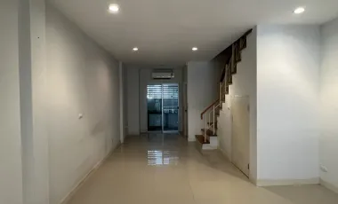 For sale 2 bedrooms townhouse in Phra Samut Chedi, Samut Prakan