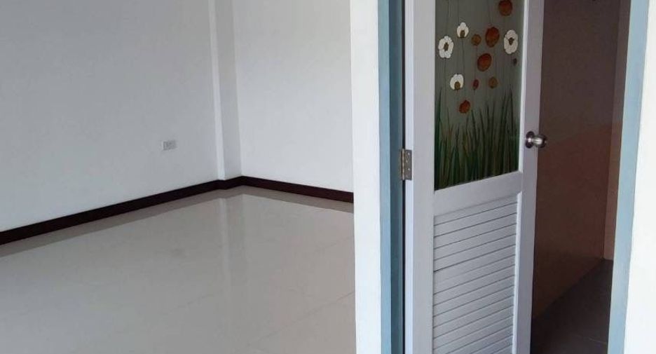 Haus zum Kauf mit 2 Zimmer in Bang Lamung, Chonburi