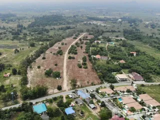 À vendre terrain à Hua Hin, Prachuap Khiri Khan