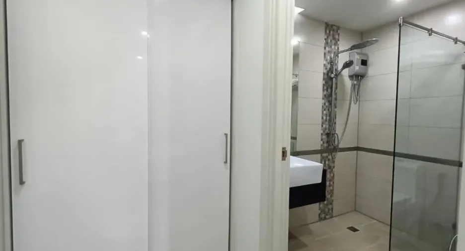 For sale and for rent 2 bedrooms condo in Bang Lamung, Chonburi