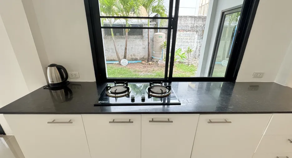出售 和 出租 3 卧室 独立屋 在 Mueang Udon Thani, Udon Thani