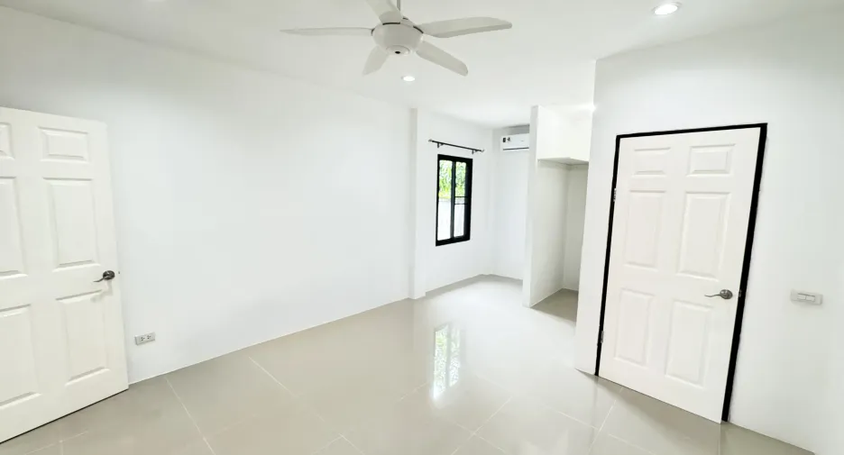 出售 和 出租 3 卧室 独立屋 在 Mueang Udon Thani, Udon Thani
