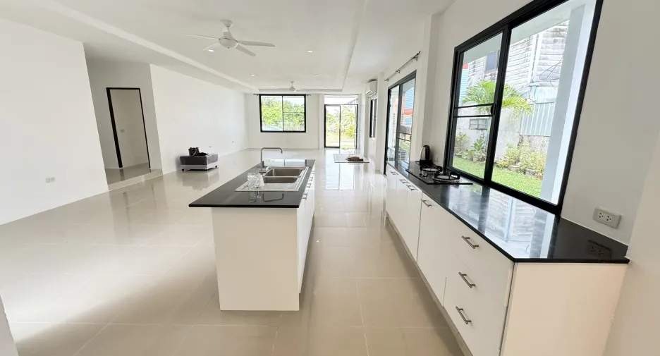 出售 和 出租 3 卧室 独立屋 在 Mueang Udon Thani, Udon Thani