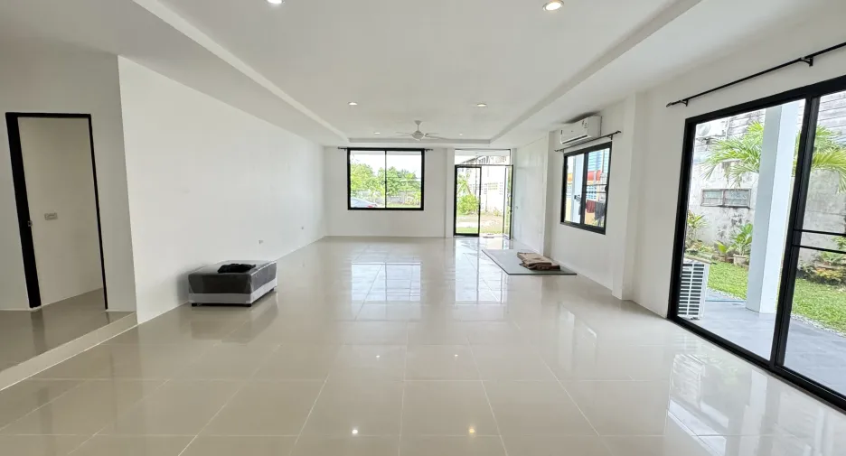 出售 和 出租 3 卧室 独立屋 在 Mueang Udon Thani, Udon Thani