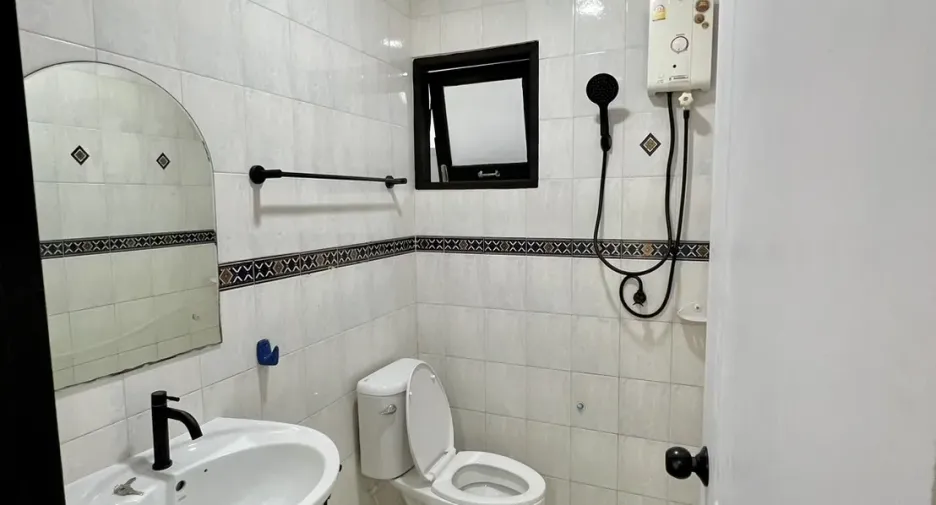 For sale and for rent 3 bedrooms house in Mueang Phuket, Phuket