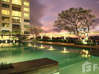 For sale 1 bed condo in Thon Buri, Bangkok