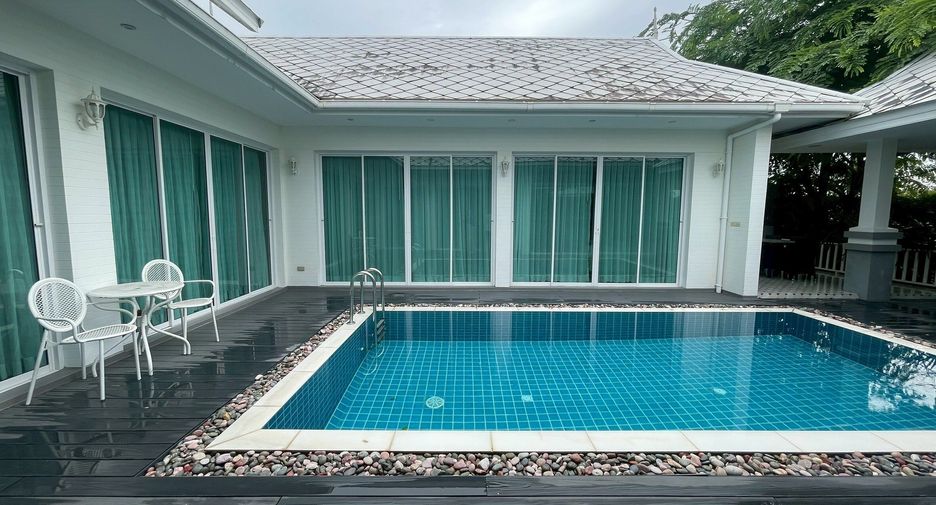 For rent 3 bedrooms villa in Hua Hin, Prachuap Khiri Khan