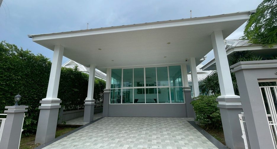 For rent 3 bedrooms villa in Hua Hin, Prachuap Khiri Khan