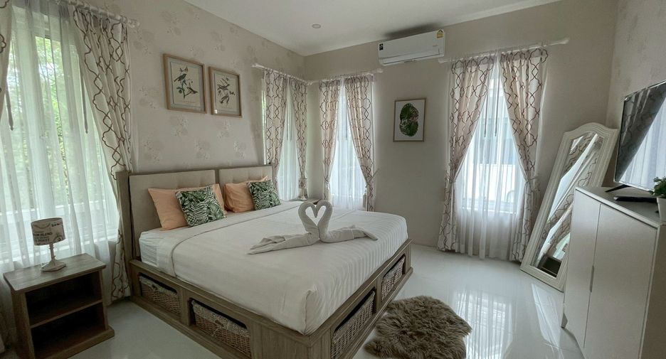 For rent 3 bedrooms villa in Hua Hin, Prachuap Khiri Khan