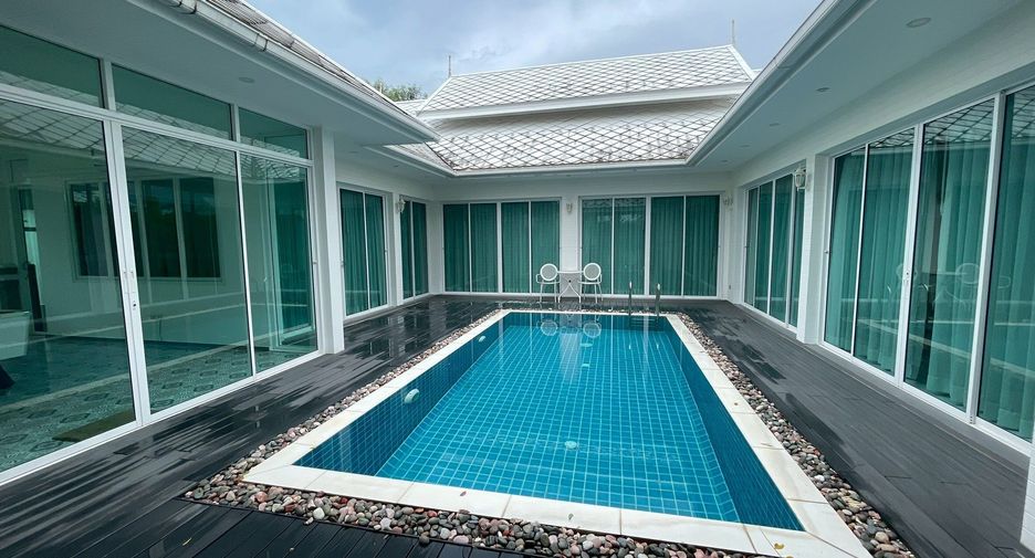 For rent 3 bedrooms villa in Hua Hin, Prachuap Khiri Khan
