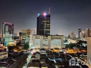 出售 和 出租 2 卧室 公寓 在 Khlong Toei, 曼谷