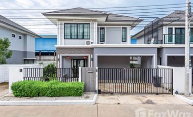 For sale 5 bedrooms house in Lat Krabang, Bangkok