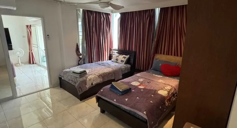 For rent 2 bedrooms condo in Bang Lamung, Chonburi
