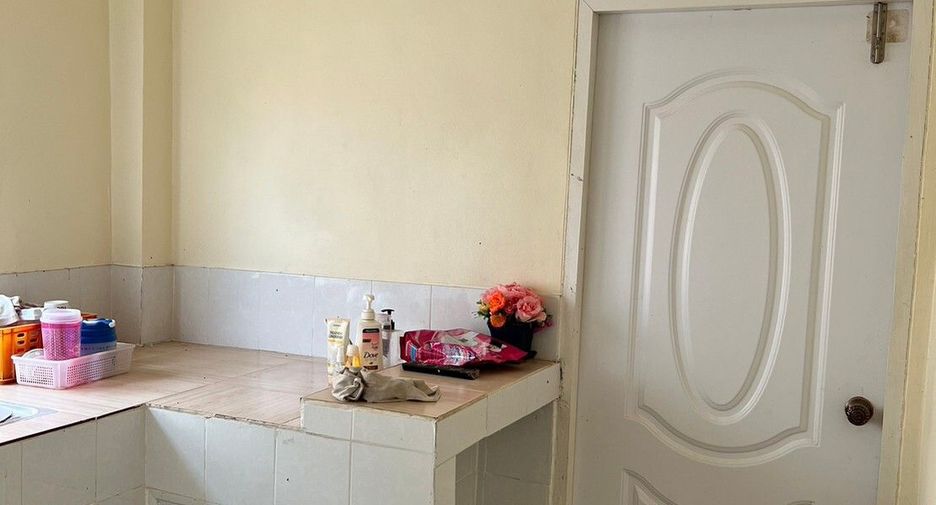 Casa en venta de 3 habitaciones en Warin Chamrap, Ubon Ratchathani
