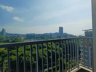 出售 1 卧室 公寓 在 Si Racha, Chon Buri