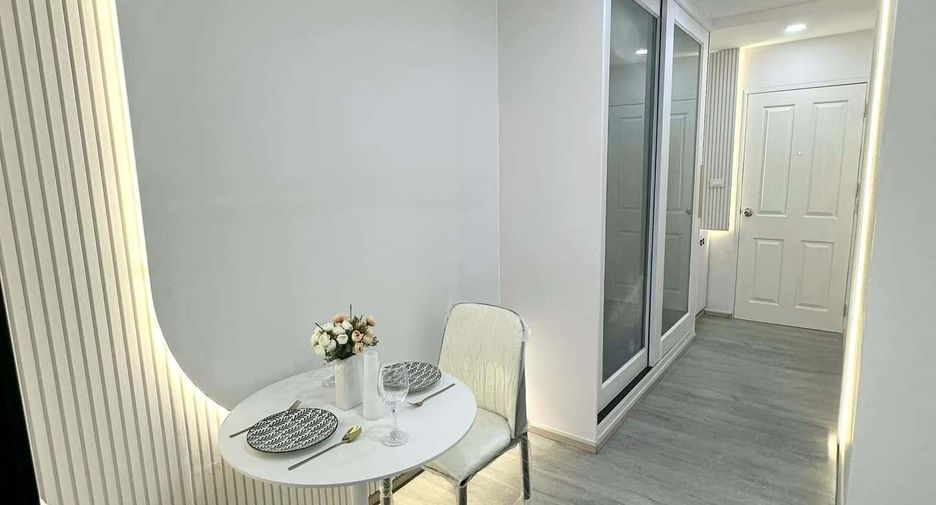 For sale studio condo in Wang Thonglang, Bangkok