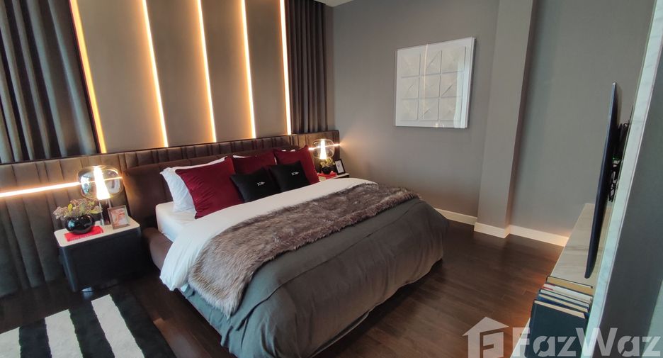 For sale 5 bedrooms house in Bang Na, Bangkok