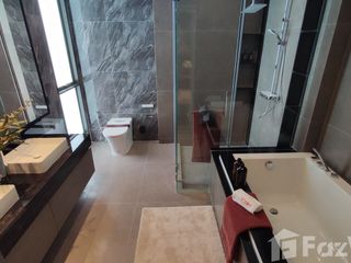 For sale 5 ベッドルーム house in Bang Na, Bangkok