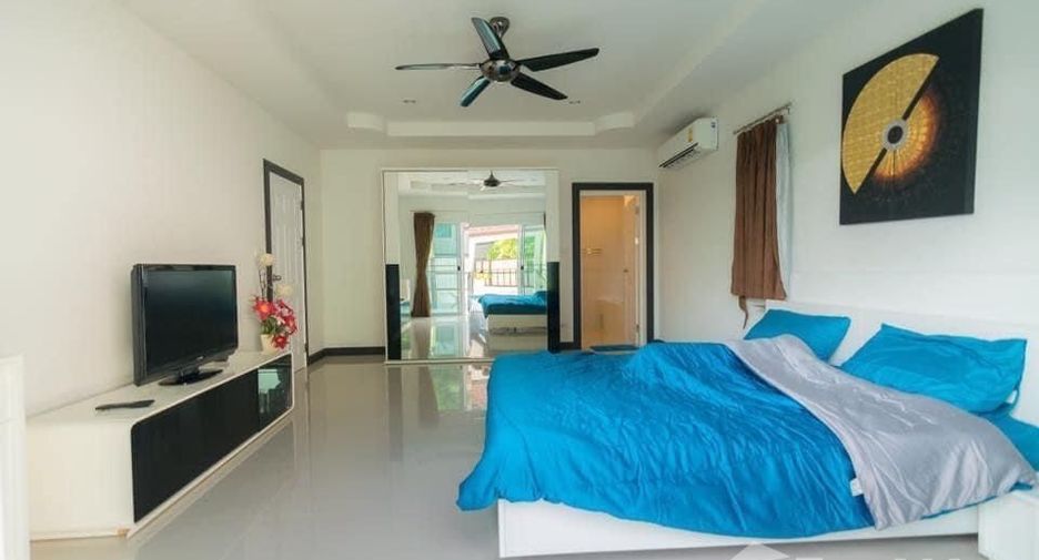 Villa en alquiler de 3 habitaciones en Mueang Phuket, Phuket