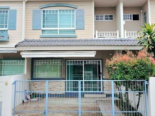 出售 和 出租 2 卧室 联排别墅 在 Bang Phli, Samut Prakan
