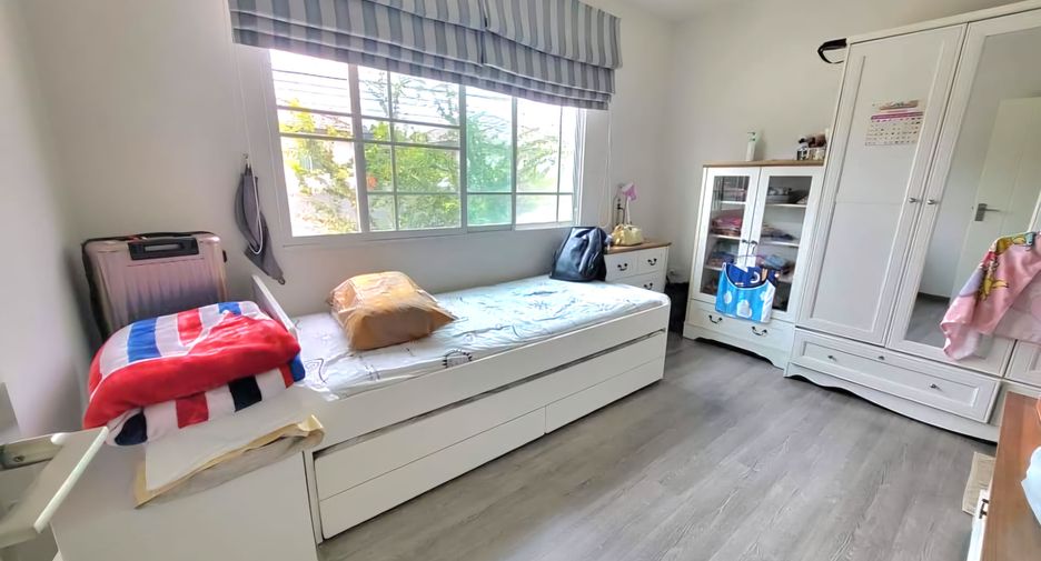 For sale and for rent 2 bedrooms townhouse in Bang Phli, Samut Prakan