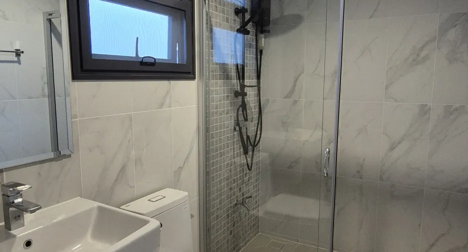 For sale 4 bedrooms house in Bang Lamung, Chonburi