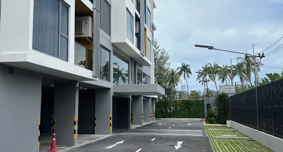 For sale 2 bedrooms condo in Thalang, Phuket