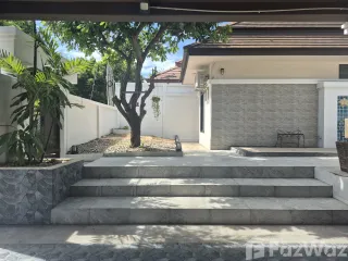 Villa en venta y en alquiler de 3 habitaciones en Bang Lamung, Chonburi