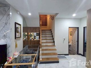 Villa zum Kauf und zur Miete mit 4 Zimmer in Pak Kret, Nonthaburi