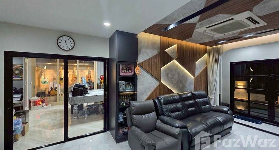 À vendre et à louer 4 chambres villa à Pak Kret, Nonthaburi