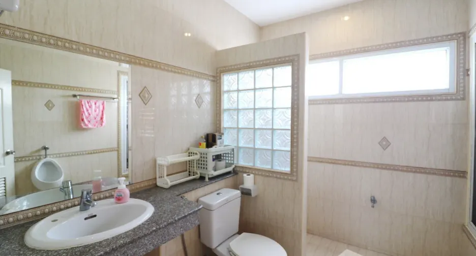 À vendre 4 chambres maison à Mueang Khon Kaen, Khon Kaen