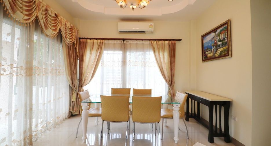 For sale 4 bedrooms house in Mueang Khon Kaen, Khon Kaen