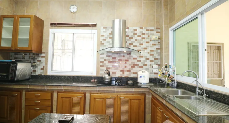 À vendre 4 chambres maison à Mueang Khon Kaen, Khon Kaen