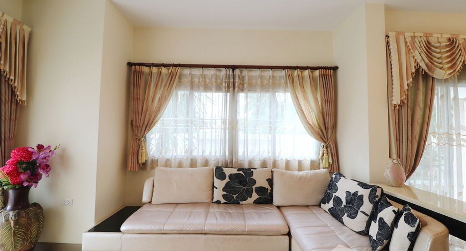 For sale 4 bedrooms house in Mueang Khon Kaen, Khon Kaen