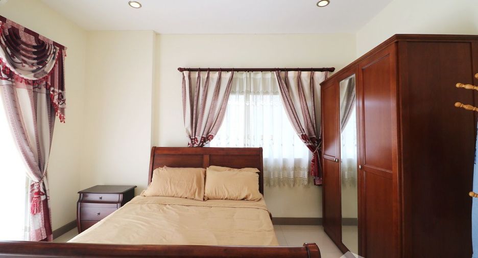 For sale 4 bedrooms house in Mueang Khon Kaen, Khon Kaen