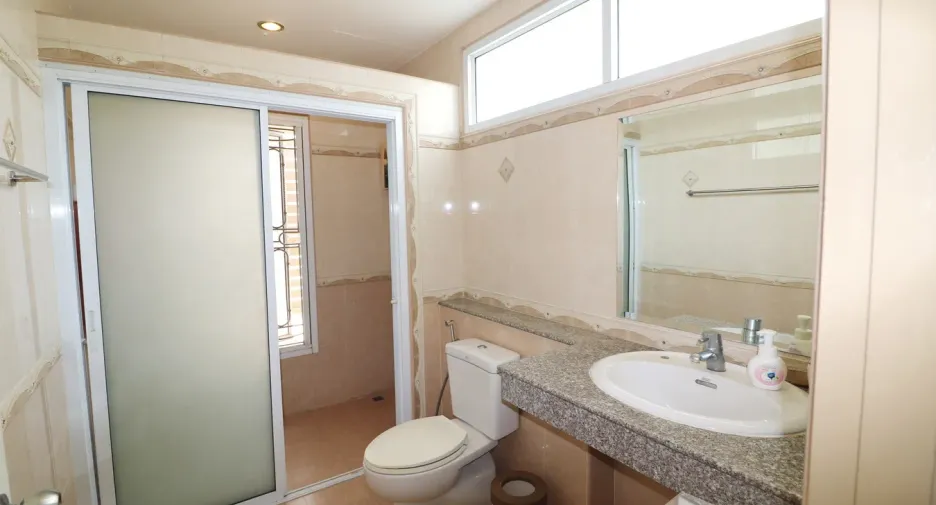 À vendre 4 chambres maison à Mueang Khon Kaen, Khon Kaen