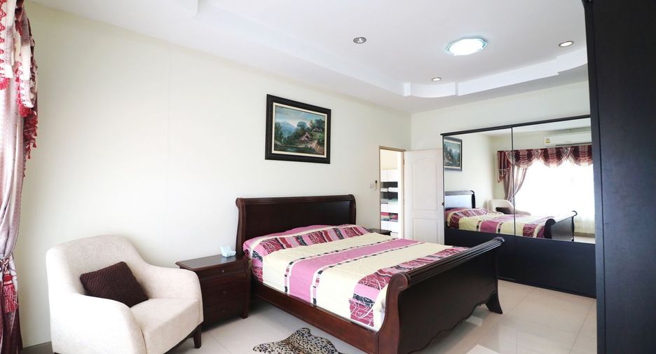 For sale 4 bedrooms house in Mueang Khon Kaen, Khon Kaen