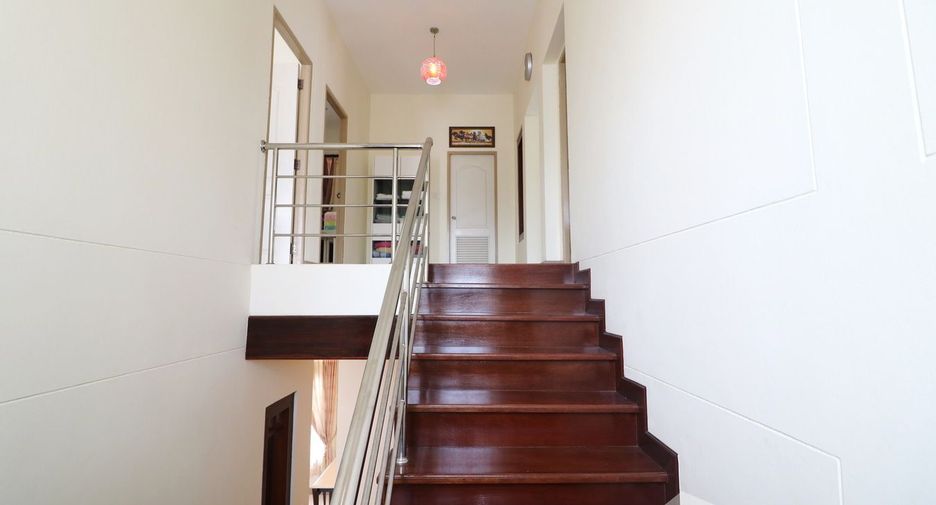 For sale 4 bedrooms house in Mueang Khon Kaen, Khon Kaen