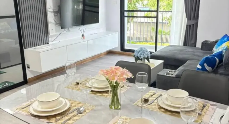 For rent 2 bedrooms condo in Mueang Phuket, Phuket