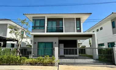 Haus zum Kauf mit 4 Zimmer in Mueang Phuket, Phuket