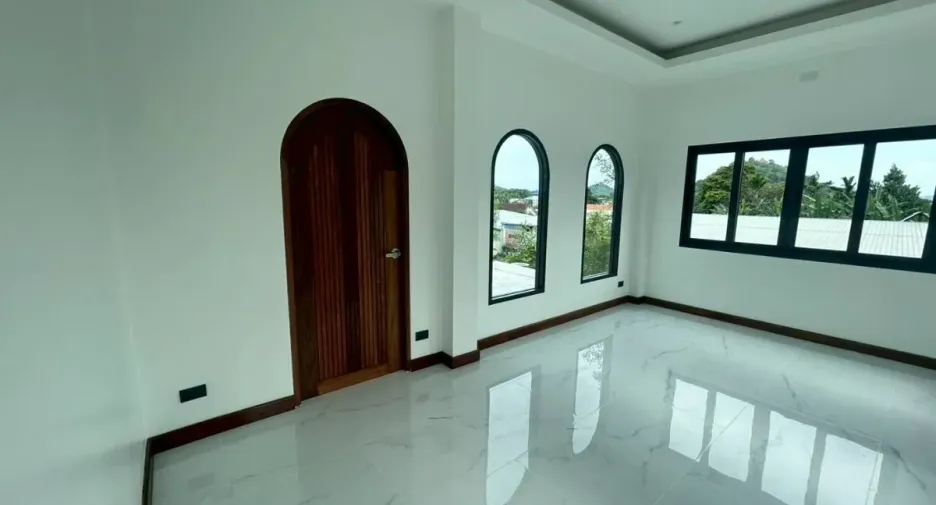 For sale 4 ベッドルーム villa in Mueang Phuket, Phuket