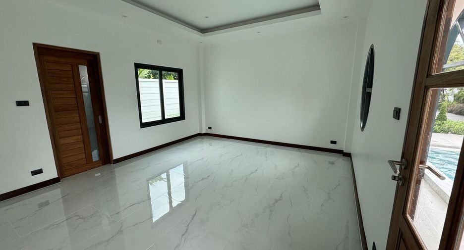 For sale 4 ベッドルーム villa in Mueang Phuket, Phuket