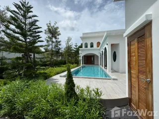 For sale 4 ベッドルーム villa in Mueang Phuket, Phuket