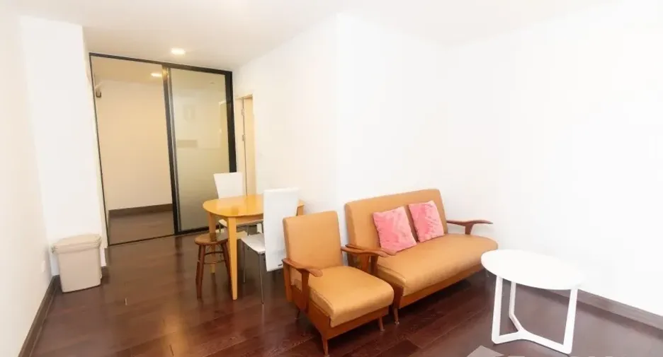 For sale and for rent 2 bedrooms condo in Khlong San, Bangkok
