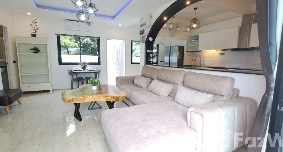 For sale and for rent 6 bedrooms villa in Bang Lamung, Chonburi